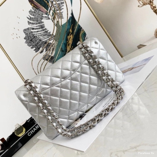 First Bag Ru CHANEL FLAP BAG 0811
